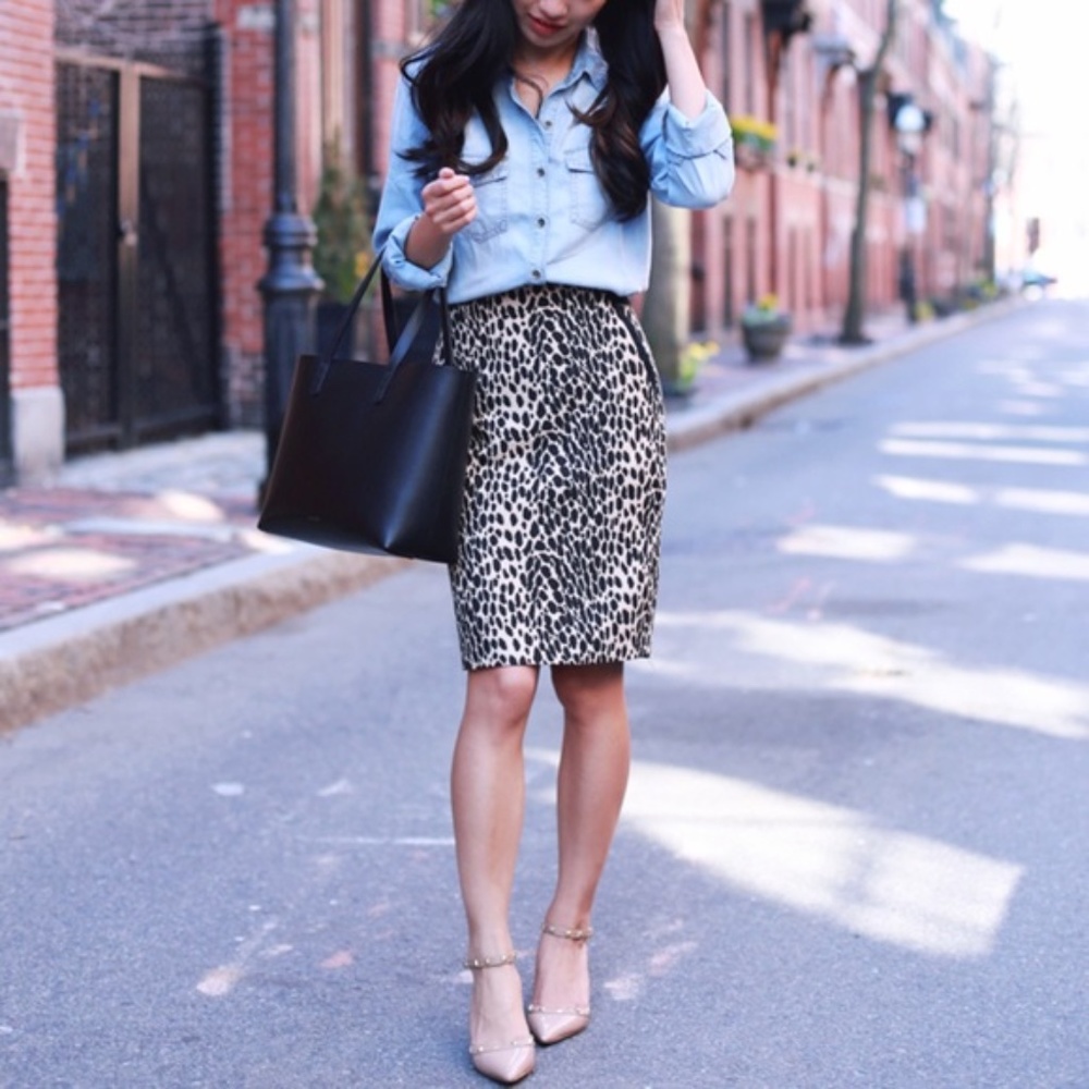 J.CREW Leopard Pencil Skirt- size 4